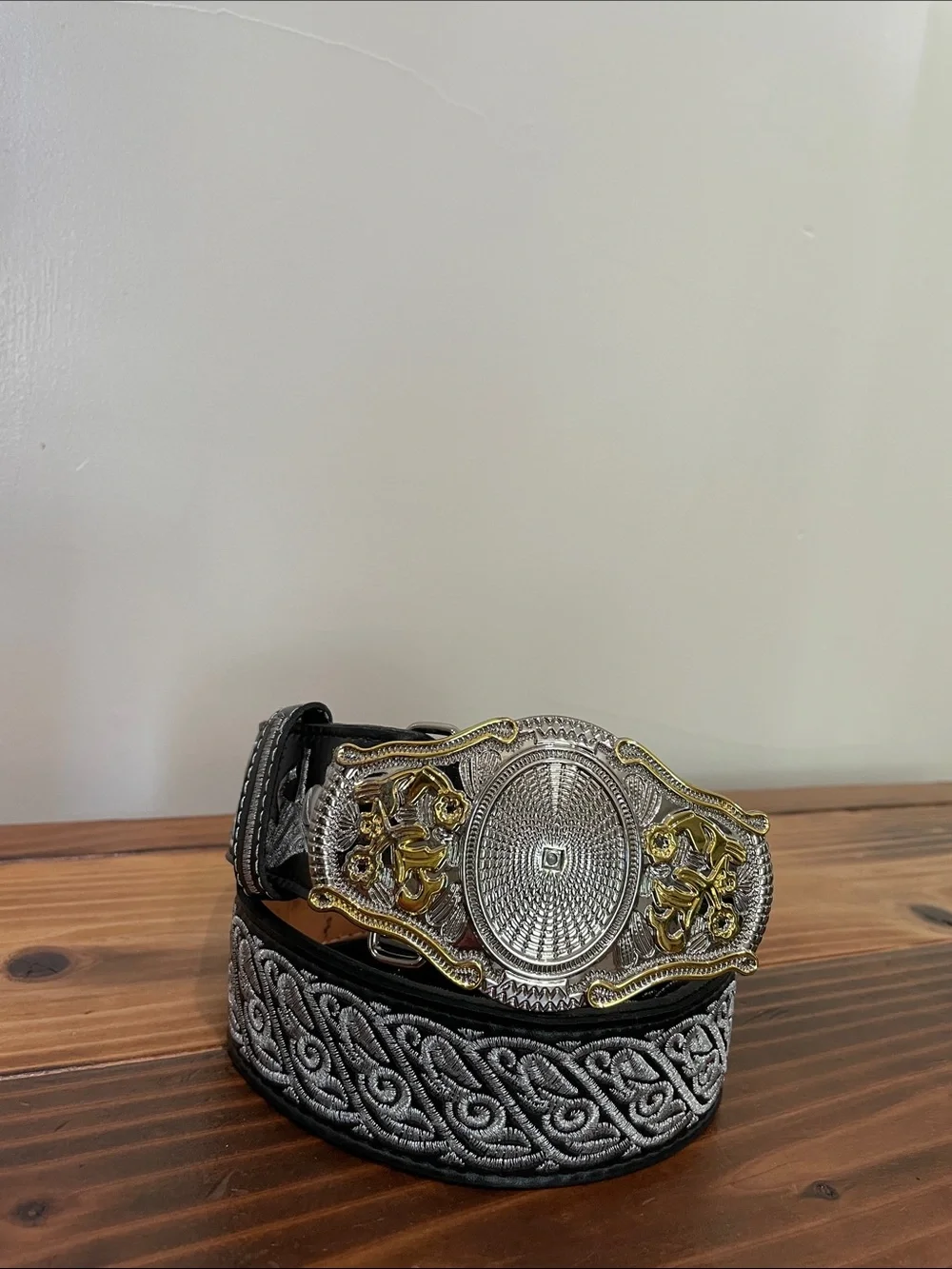 Black & Silver Wester Belt Embroidered Size 38 Unisex